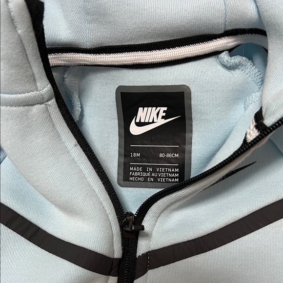 Nike Tech Fleece Tracksuit 18 months - glacier blue - Picture 2 of 8